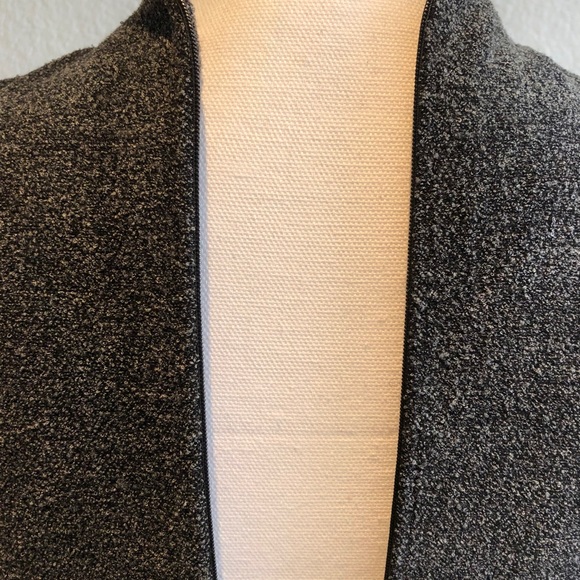 Escada Classic Wool Sheath Grey Textured Material - Picture 4 of 7